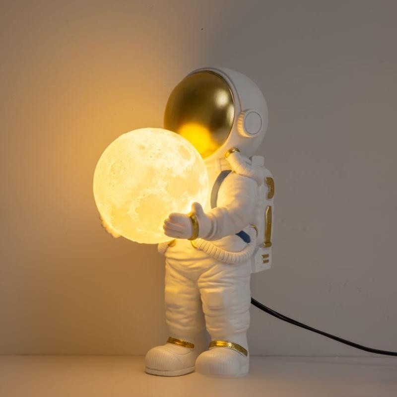 Astronaut Spaceman Lamp